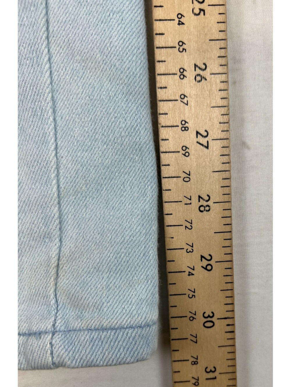 Vintage Lee Made in USA Women Size 18W/32 Light Wash Denim Jeans - Picture 8 of 10